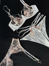 CAROL LINGERIE SET