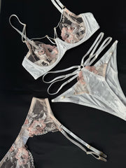 CAROL LINGERIE SET