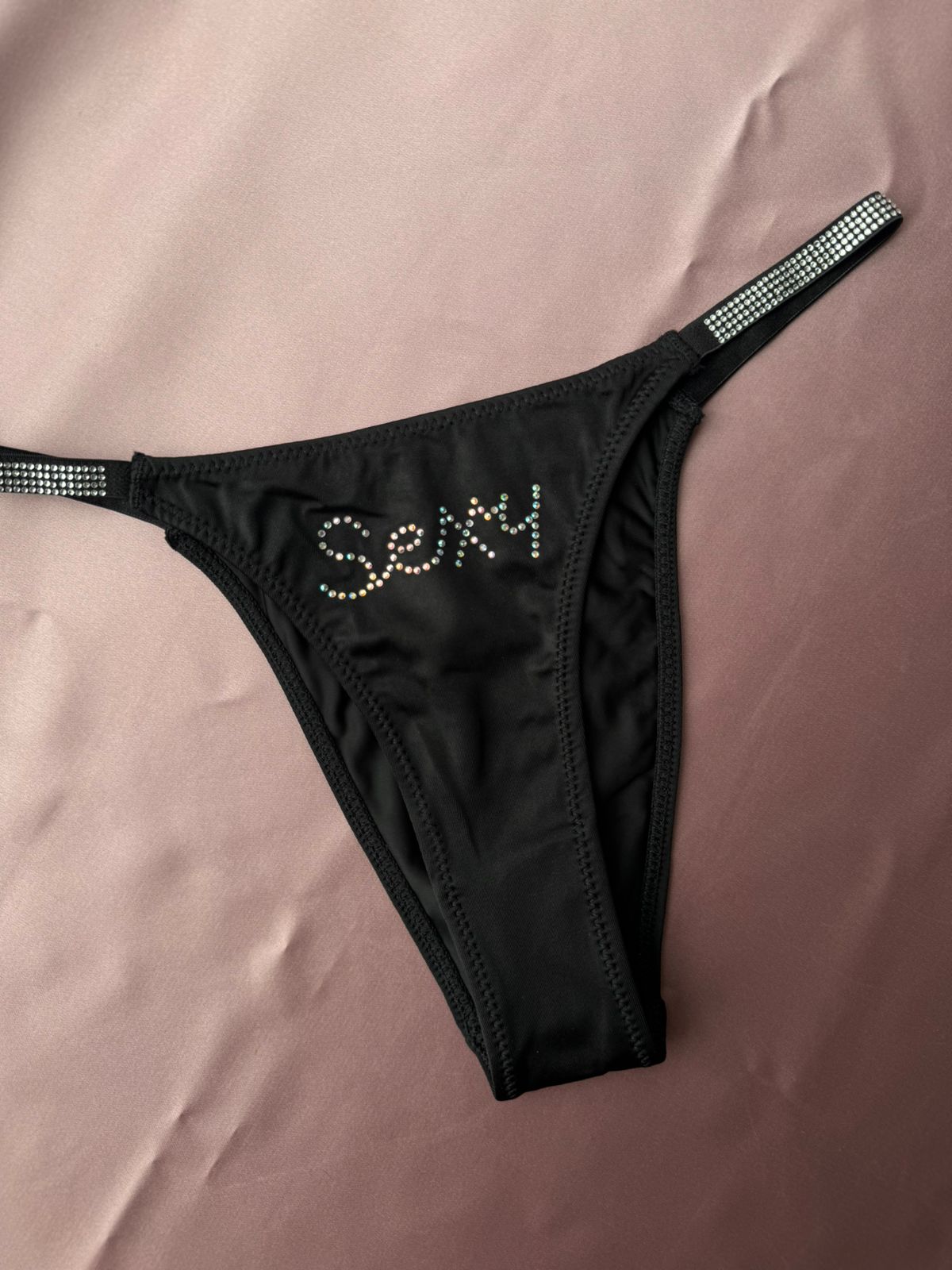 SANA THONG